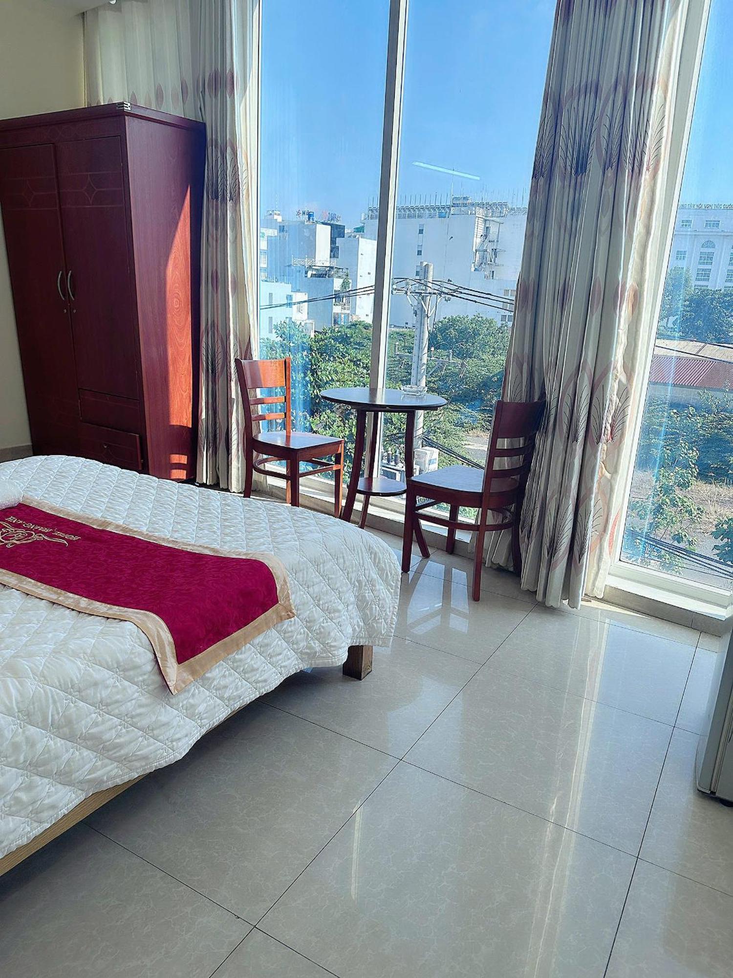 Khach San Hoang Anh Khách sạn TP. Hồ Chí Minh